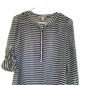 Banana Republic Women's Navy/White Striped Poly Rolled Sleeve Shirt sz Petite Sm